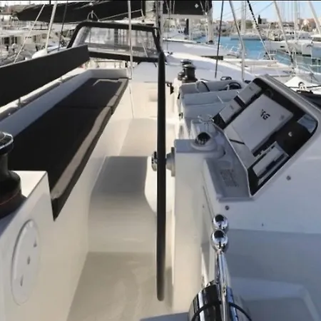 Catamaran Mia * Nydri (Lefkada)